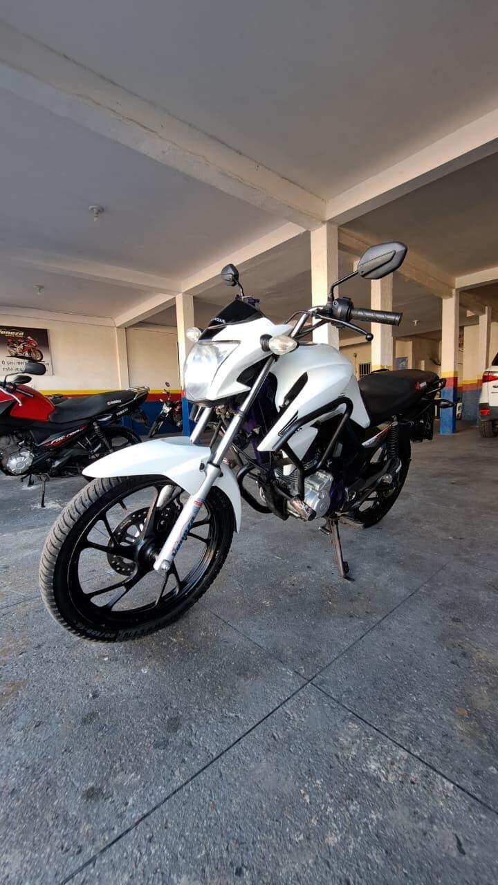 HONDA CG 160 FAN FRENTE ESQUERDA